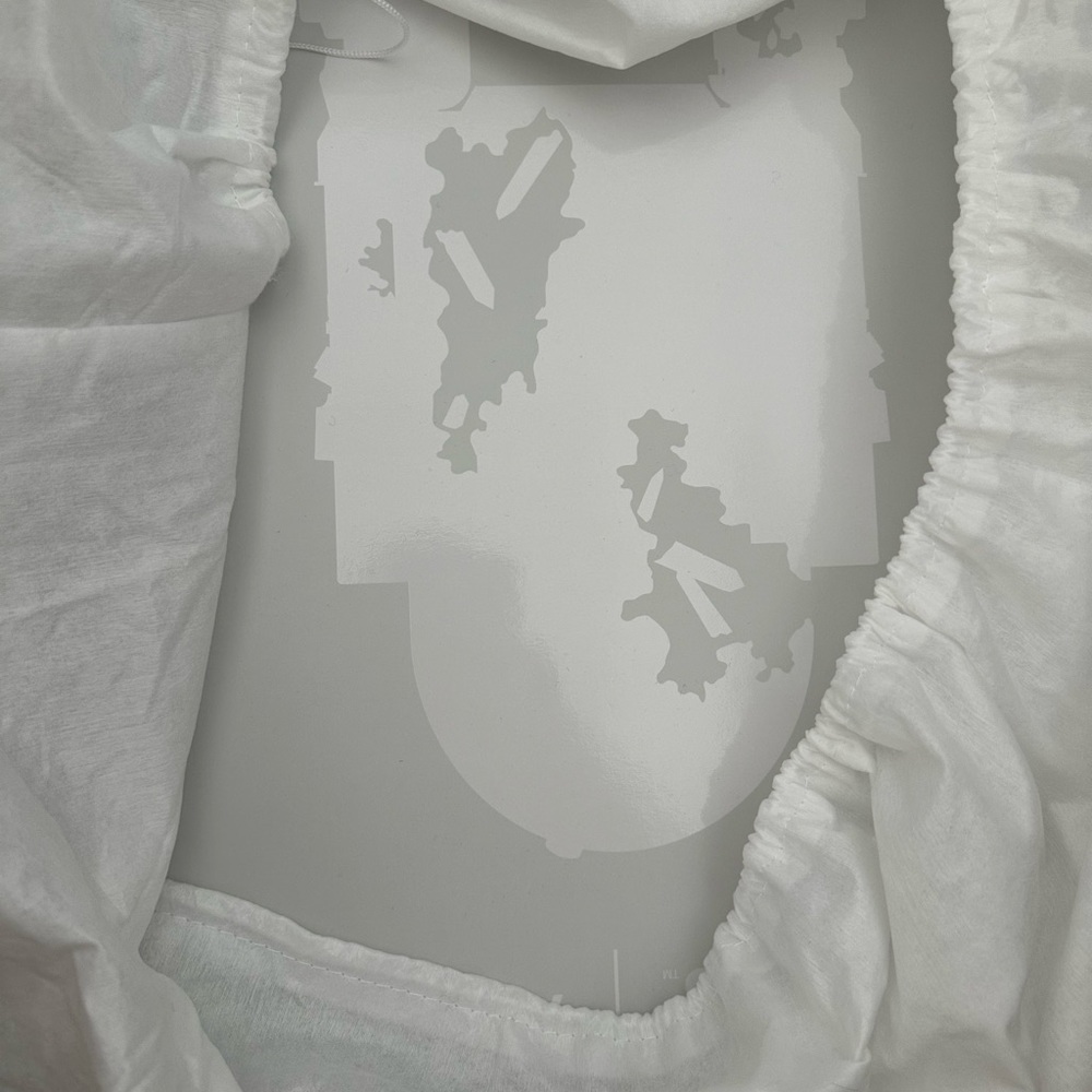 Daniel Arsham R2-D2 FUTURE ARTIFACT Edition of 500